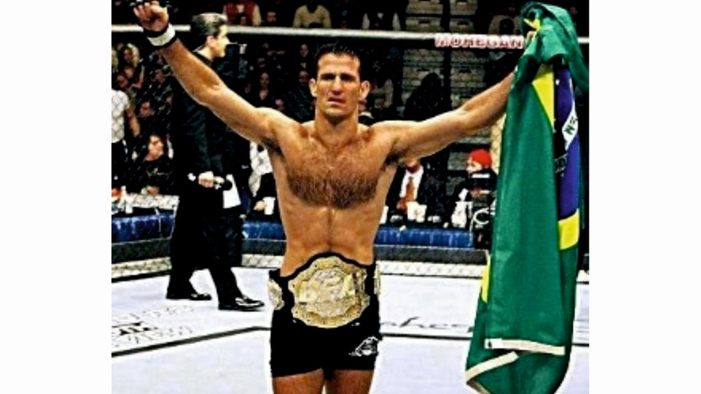 18 Anos Atrás, Murilo Bustamante Conquistava O Primeiro Cinturão Brasileiro Pelo UFC