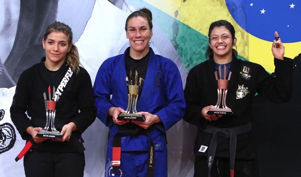 Luiza Monteiro Vence A Primeira Edição Do Queen Of Mats De Jiu Jitsu Feminino E Rio De Janeiro Recebe Primeiro Dia De Lutas Do Grand Slam 2019